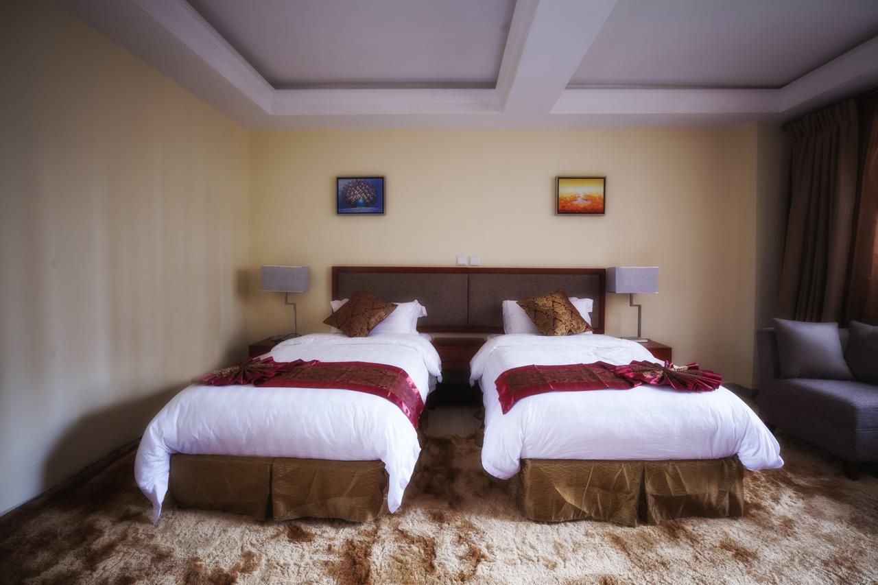 The Mosaic Hotel Addis Ababa Exterior photo