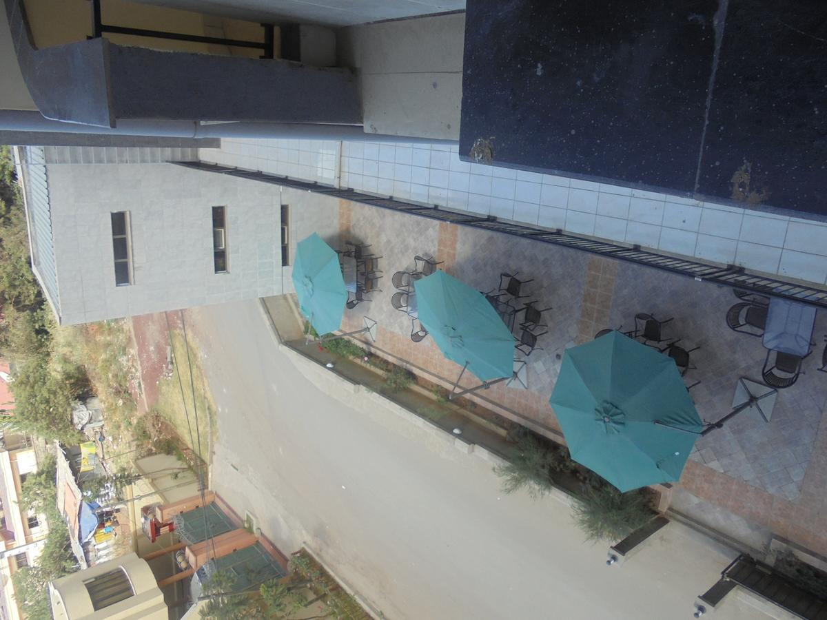 The Mosaic Hotel Addis Ababa Exterior photo