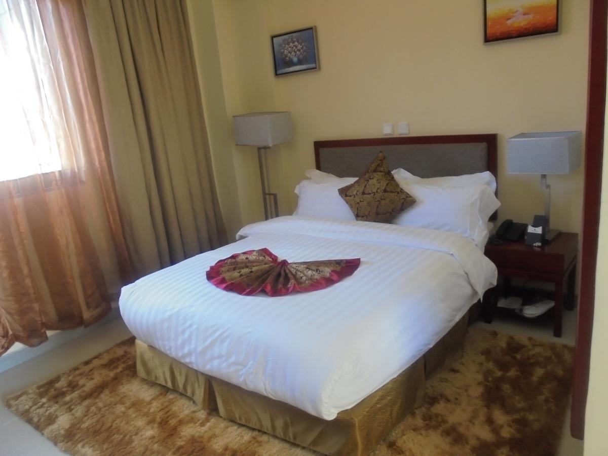 The Mosaic Hotel Addis Ababa Exterior photo