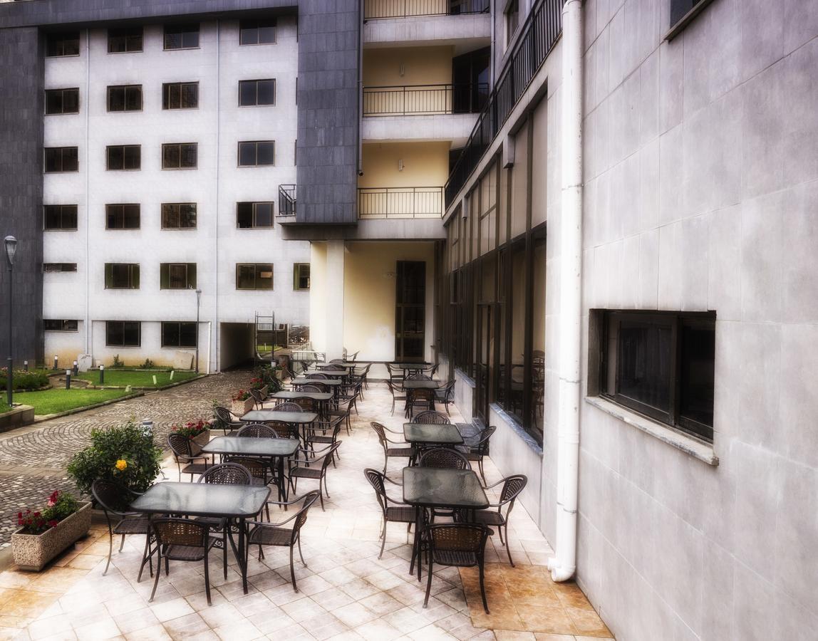 The Mosaic Hotel Addis Ababa Exterior photo