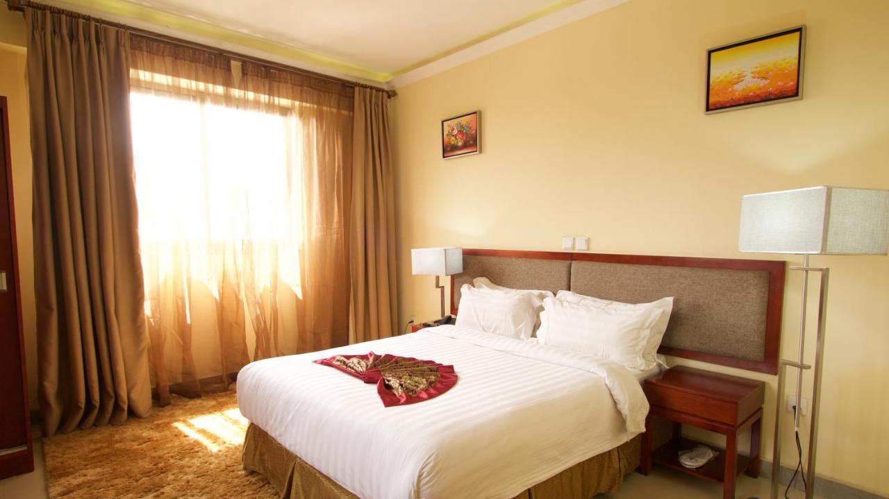 The Mosaic Hotel Addis Ababa Exterior photo