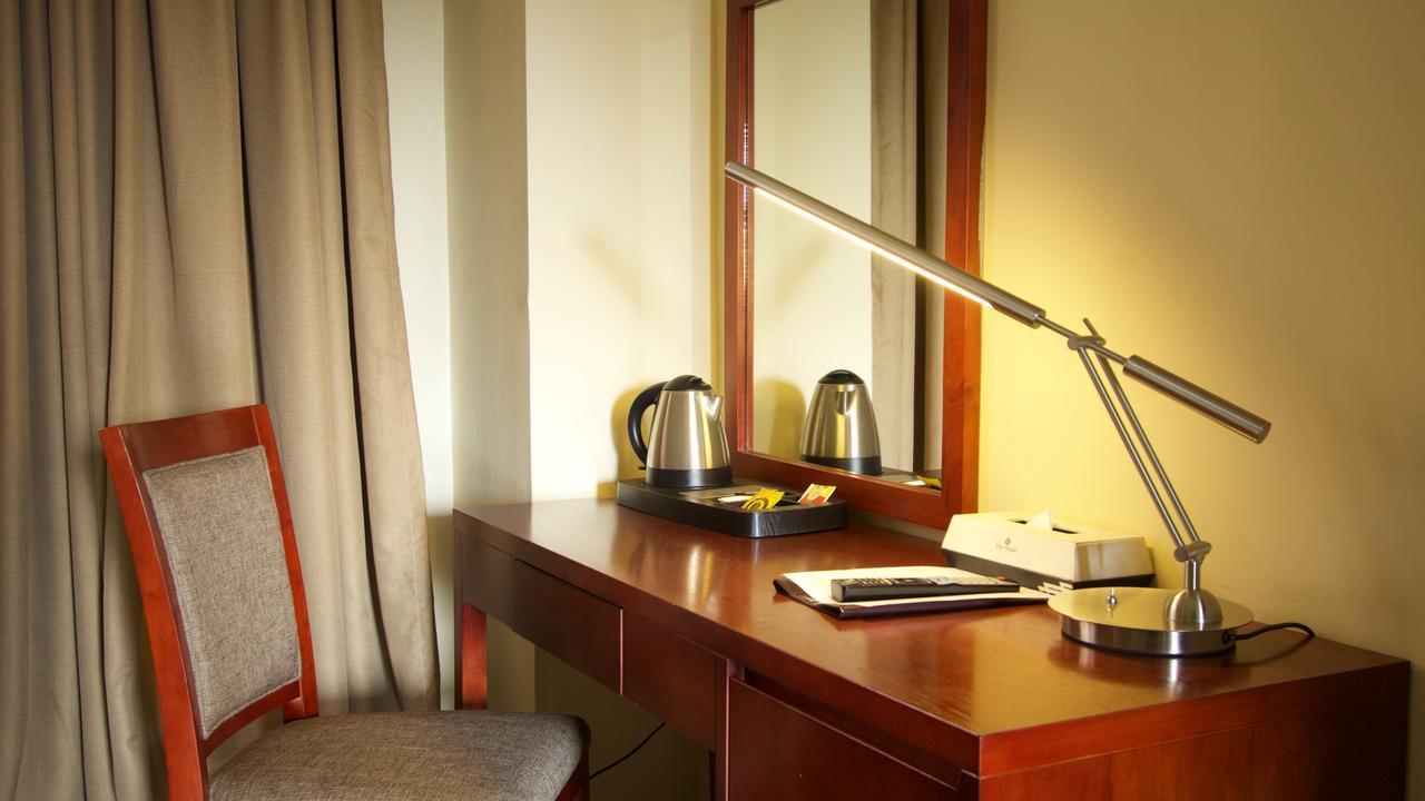 The Mosaic Hotel Addis Ababa Exterior photo