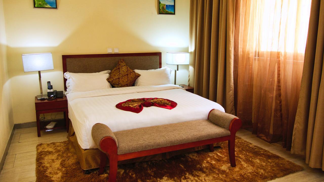 The Mosaic Hotel Addis Ababa Exterior photo